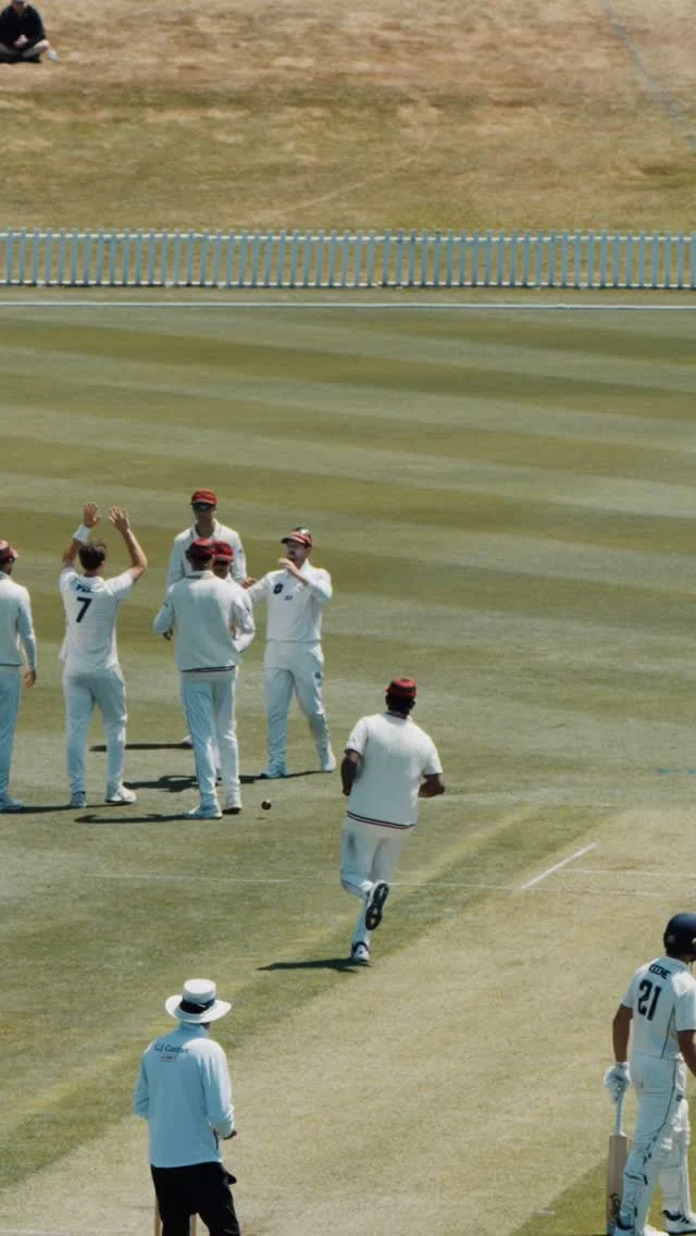 Canterbury putting on a clinic at Hagley Oval, Aces 87 for 6 at Lunch#canterburykings