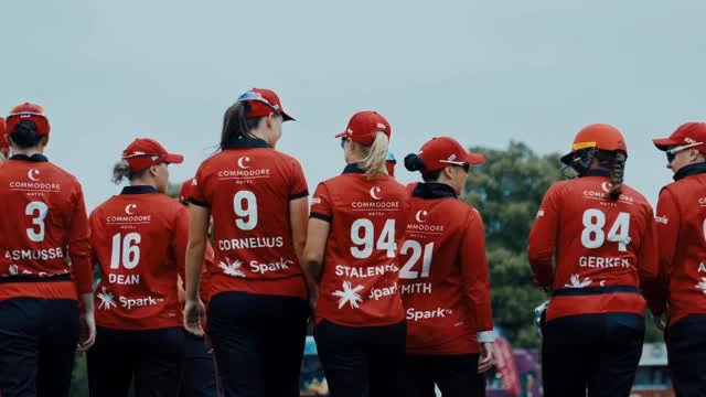 Mags out to field and they’re on fire 🔥Sparks 11/2 off 2#canterburymagicians